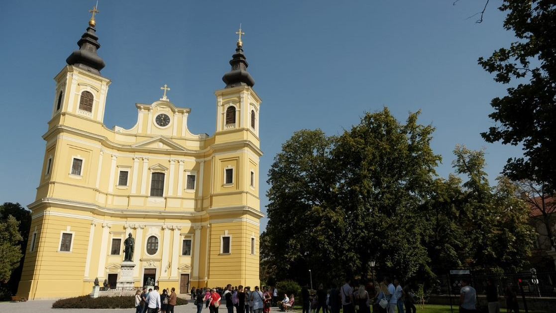 Római katolikus ünnepi szentmisék