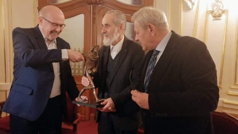 Életműdíjat vehetett át Varga Gábor