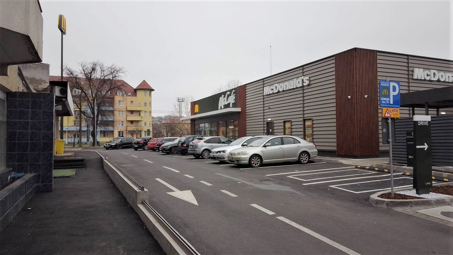 Álmatlanságot okoz a gyorsétterem