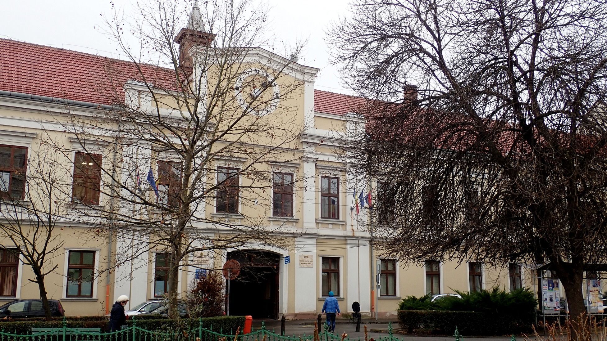 Közvitán a megye költségvetés-tervezete