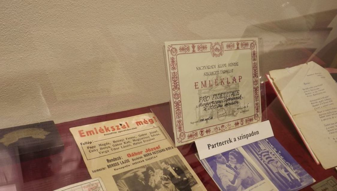 Újabb relikviák a váradi színészmúzeumban
