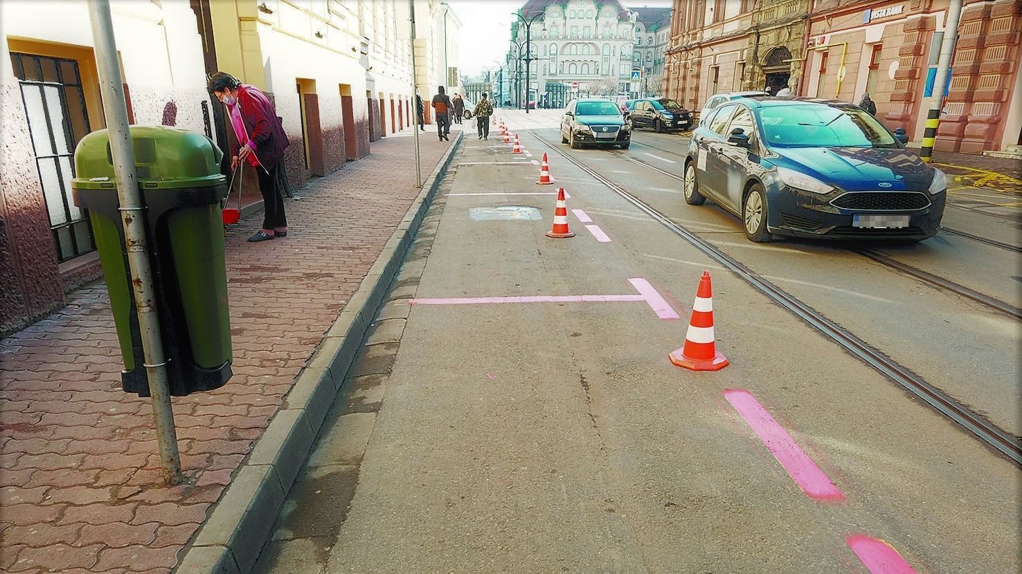 Maradnak a piros parkolóhelyek Nagyváradon