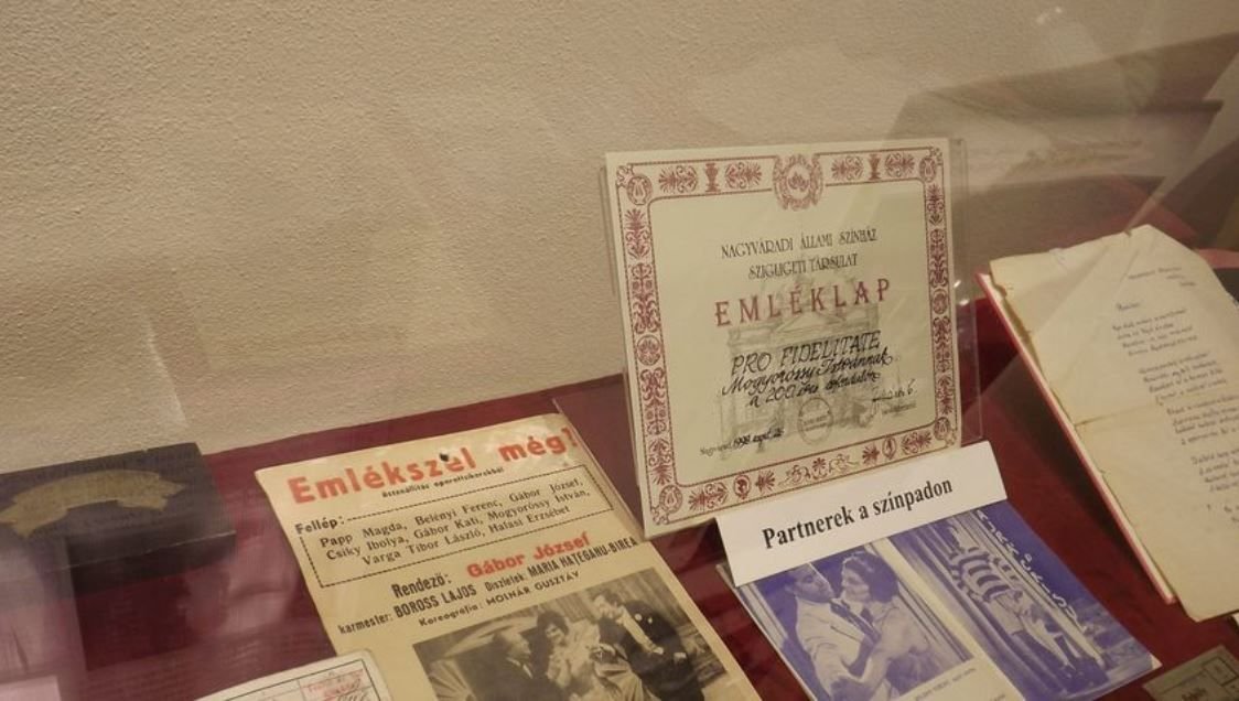 Újabb relikviák a váradi színészmúzeumban