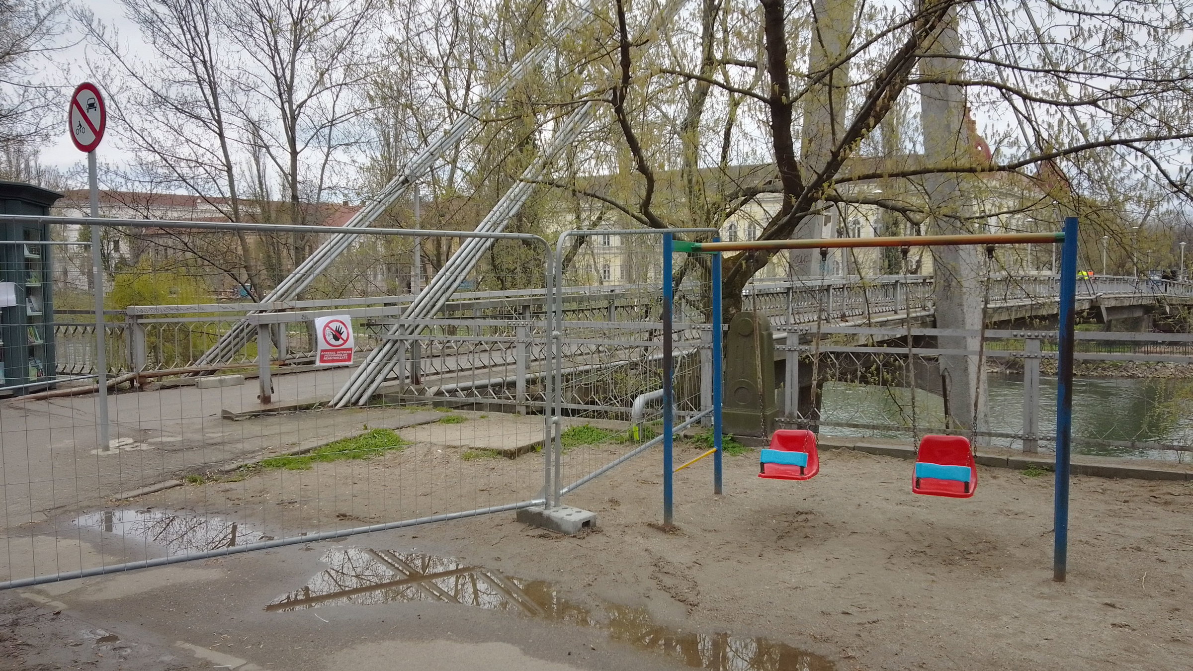 Zárva marad a Garasos híd