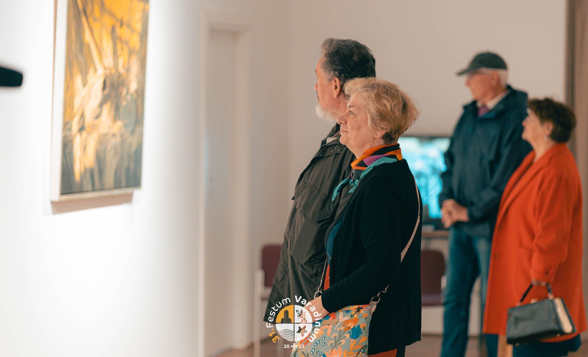 Jovián György alkotásaiból nyílt kiállítás a püspöki palotában