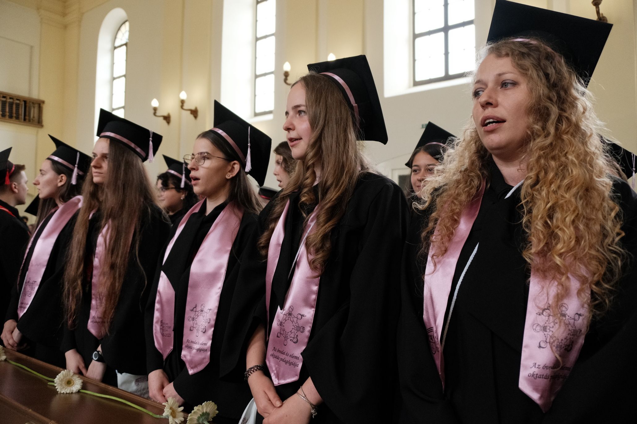 Elballagtak a PKE végzős hallgatói