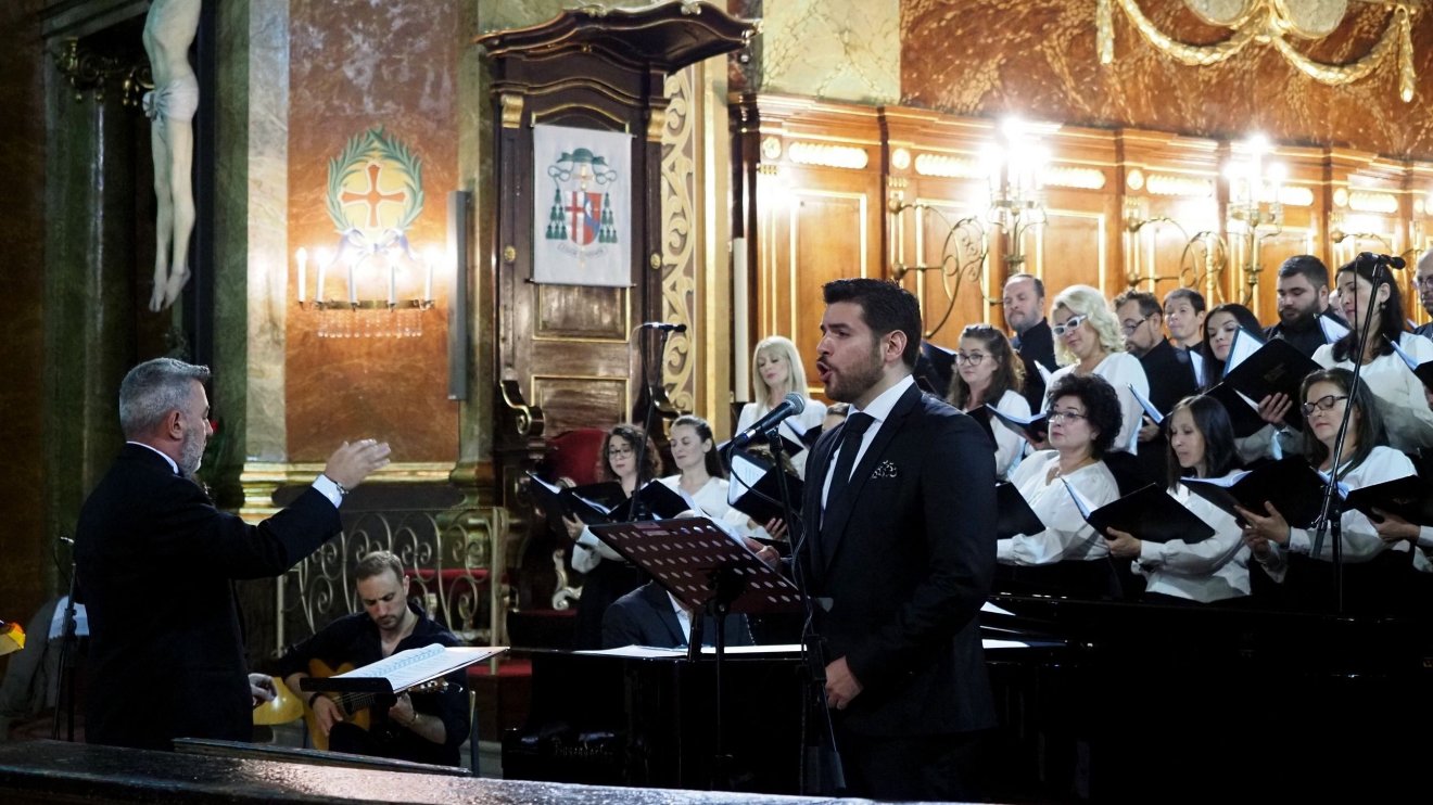 Argentínai zene szólt a székesegyházban