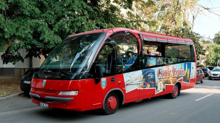 Ezen a hétvégén is közlekedik a városnéző turistabusz