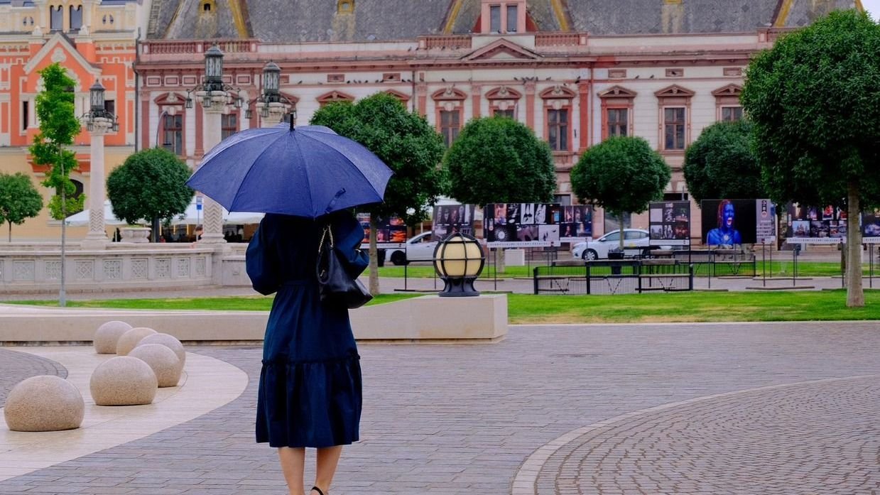 Viharos lesz az időjárás az ország nyugati és központi régióiban csütörtök reggelig