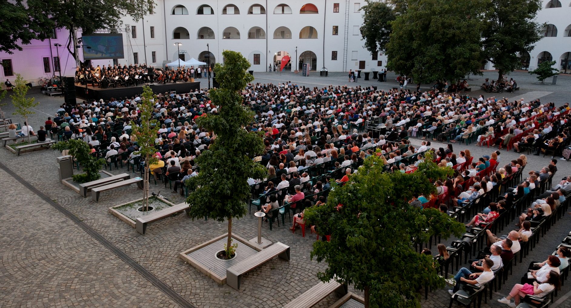 Filmzenékkel kezdte a nyári évadot a filharmónia