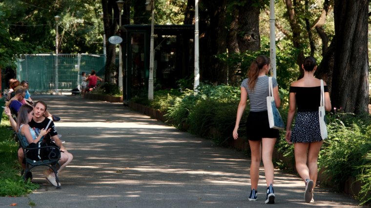 Az ANM szerda estig meghosszabbította a hőségriasztást