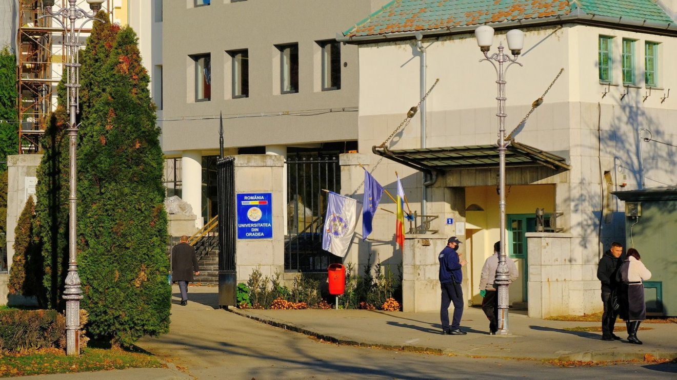 Választásokat tartanak a Nagyváradi Egyetemen