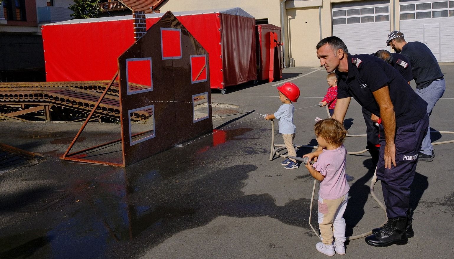 Nyílt napot tartottak a nagyváradi tűzoltók