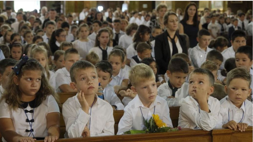 Tanévnyitók Nagyváradon