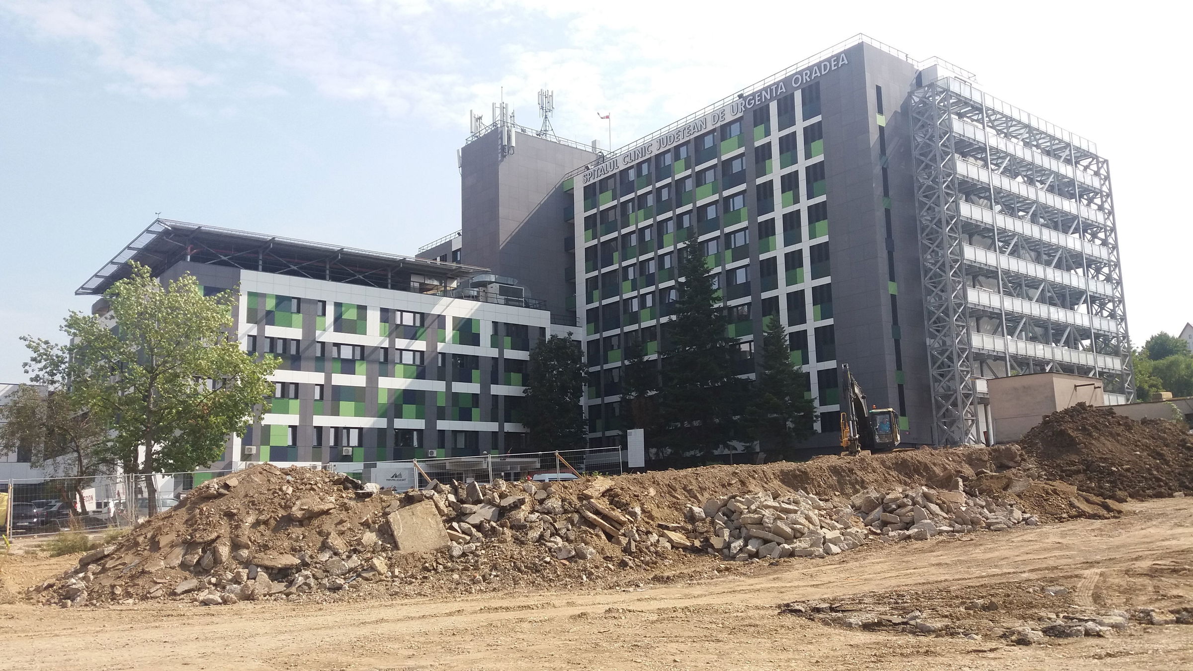 Hamarosan megkezdődik a Bihar megyei kórház épületének bővítése