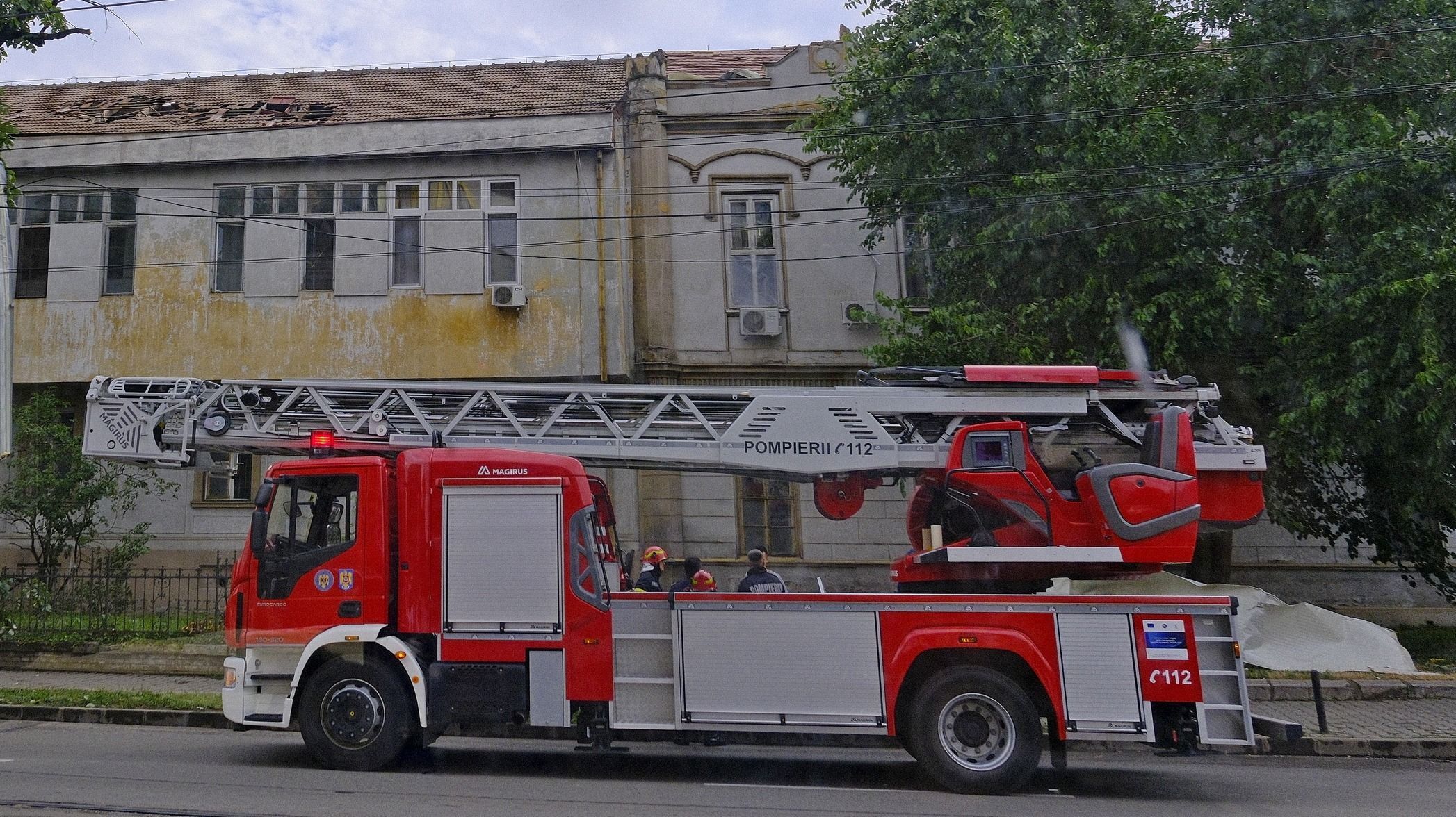 Idős asszonyt mentettek meg a tűzoltók