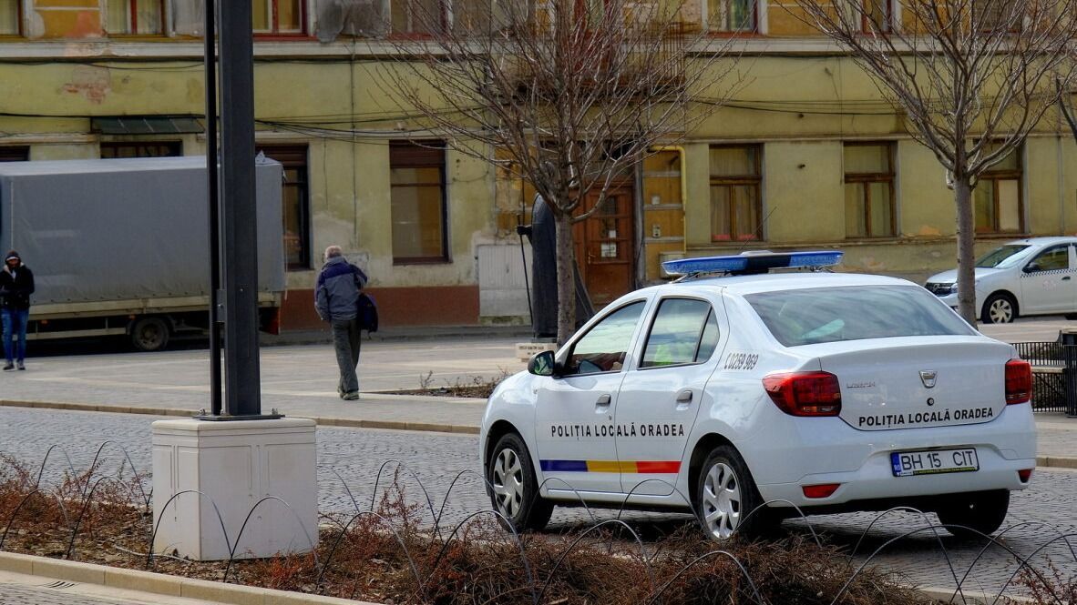 Egy jogszabálytervezet szerint a helyi rendőrség járművei is használhatják a villogó kék fényt