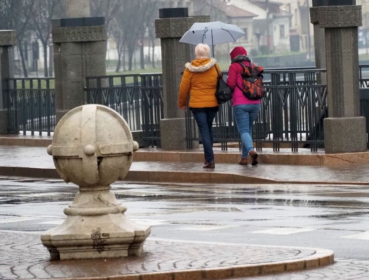Jelentős lehűlés kezdődik, a hegyvidéken havaseső és havazás is előfordulhat