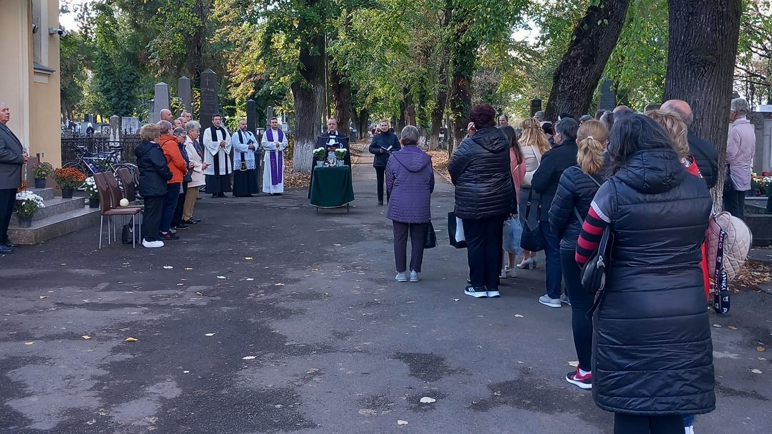 Ima az elhunytakért