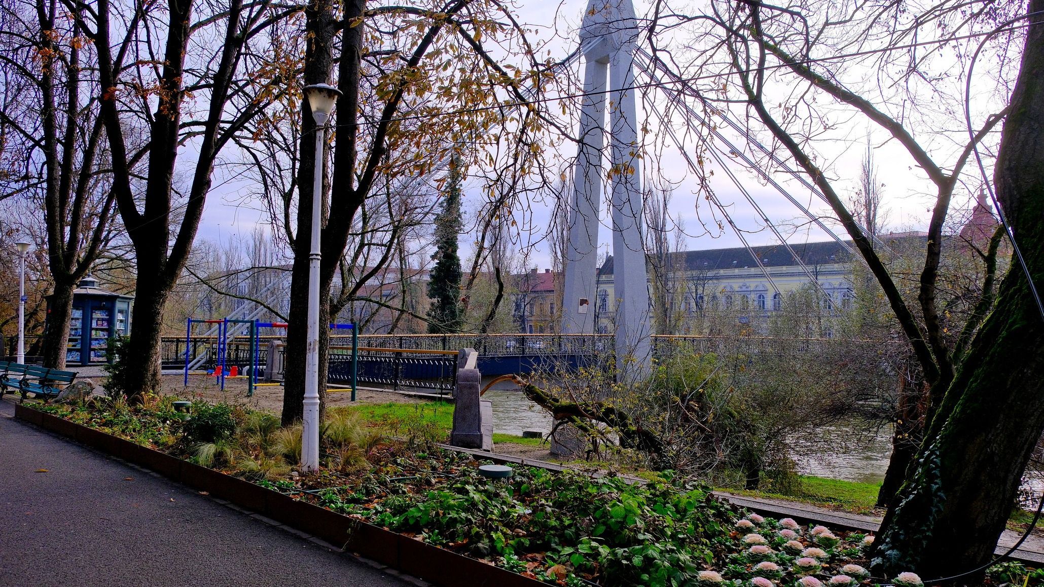 Többe fognak kerülni a parkfelújítások