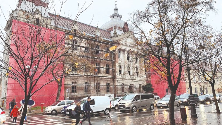 Palotafelújítás uniós pénzből