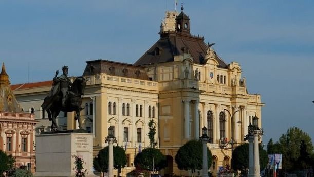 Energiahatékony lesz a váradi városháza