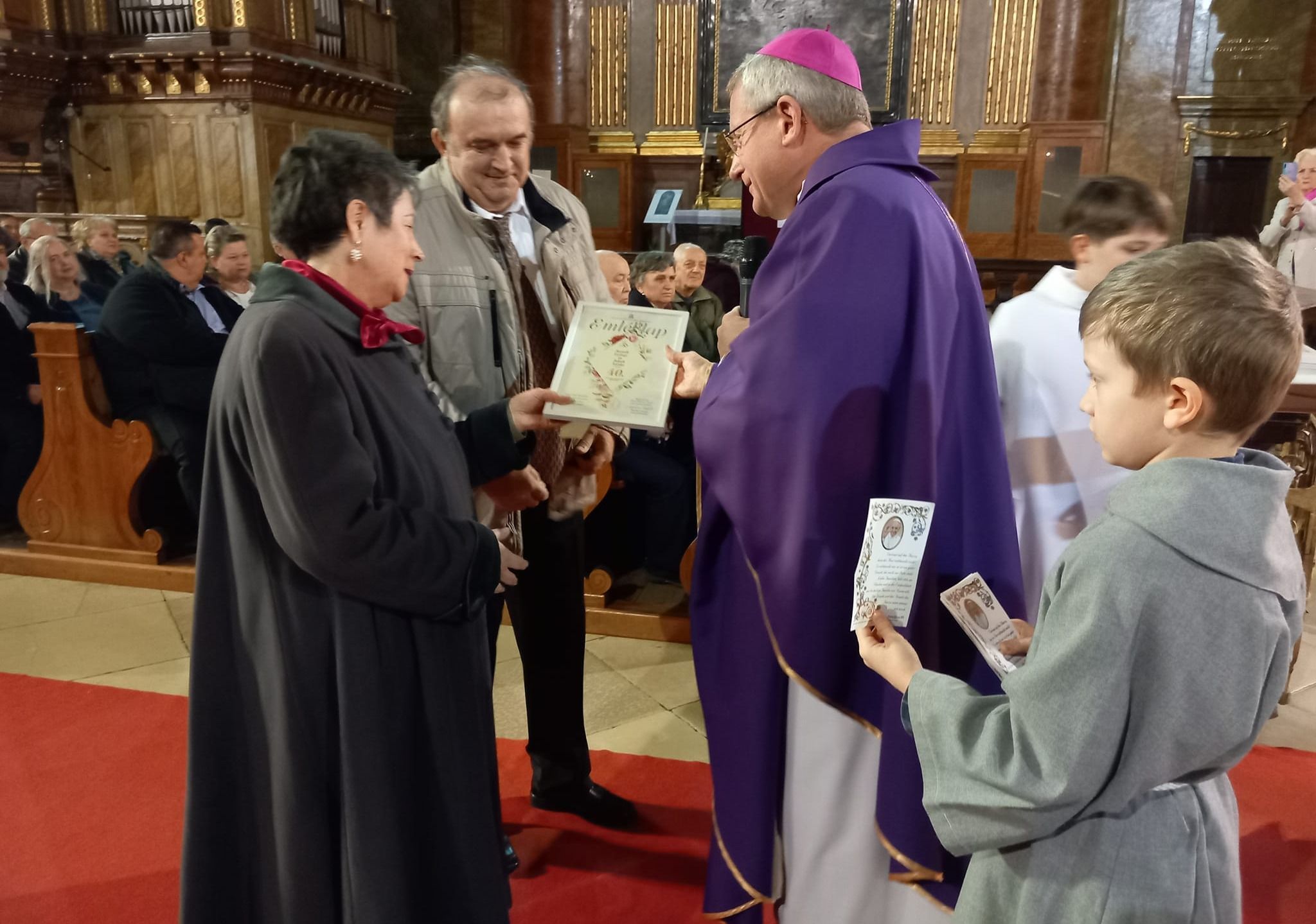 Megáldották a jubiláns házaspárokat