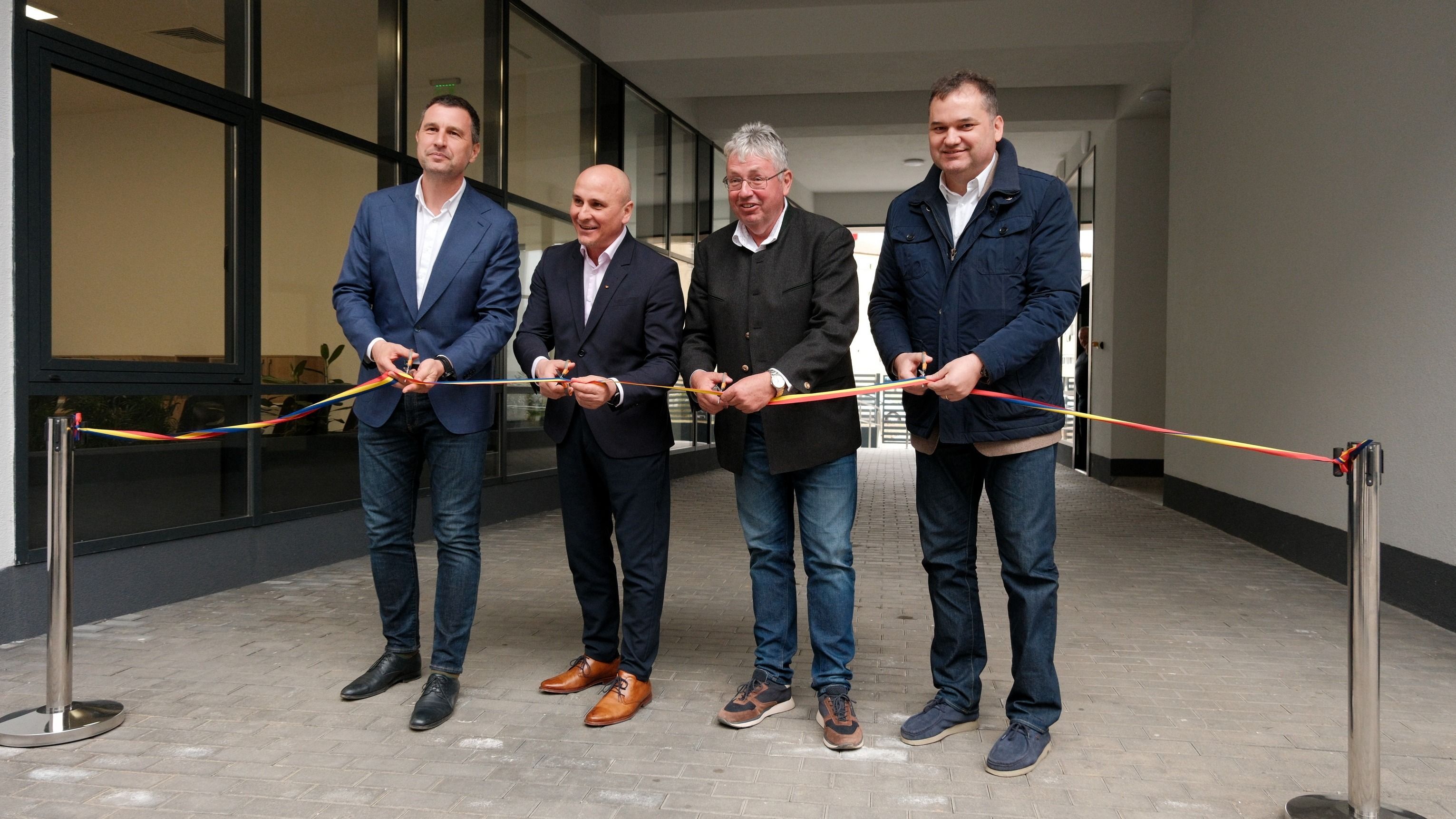 Felavatták a Körösök Vízügyi Igazgatóság regionális székhelyét Váradszőllősön