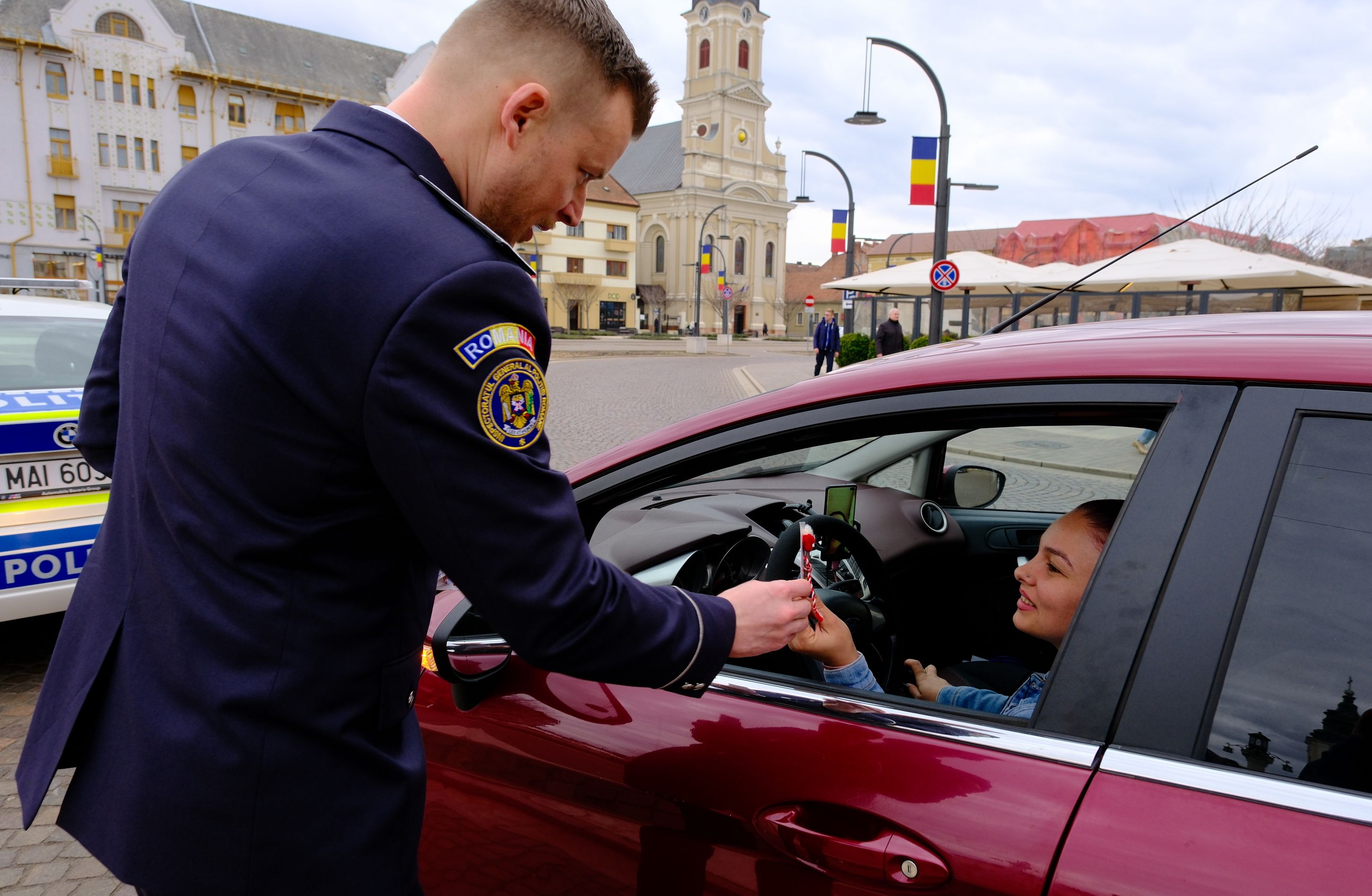 Márciuskákat osztottak a Bihar megyei rendőrök