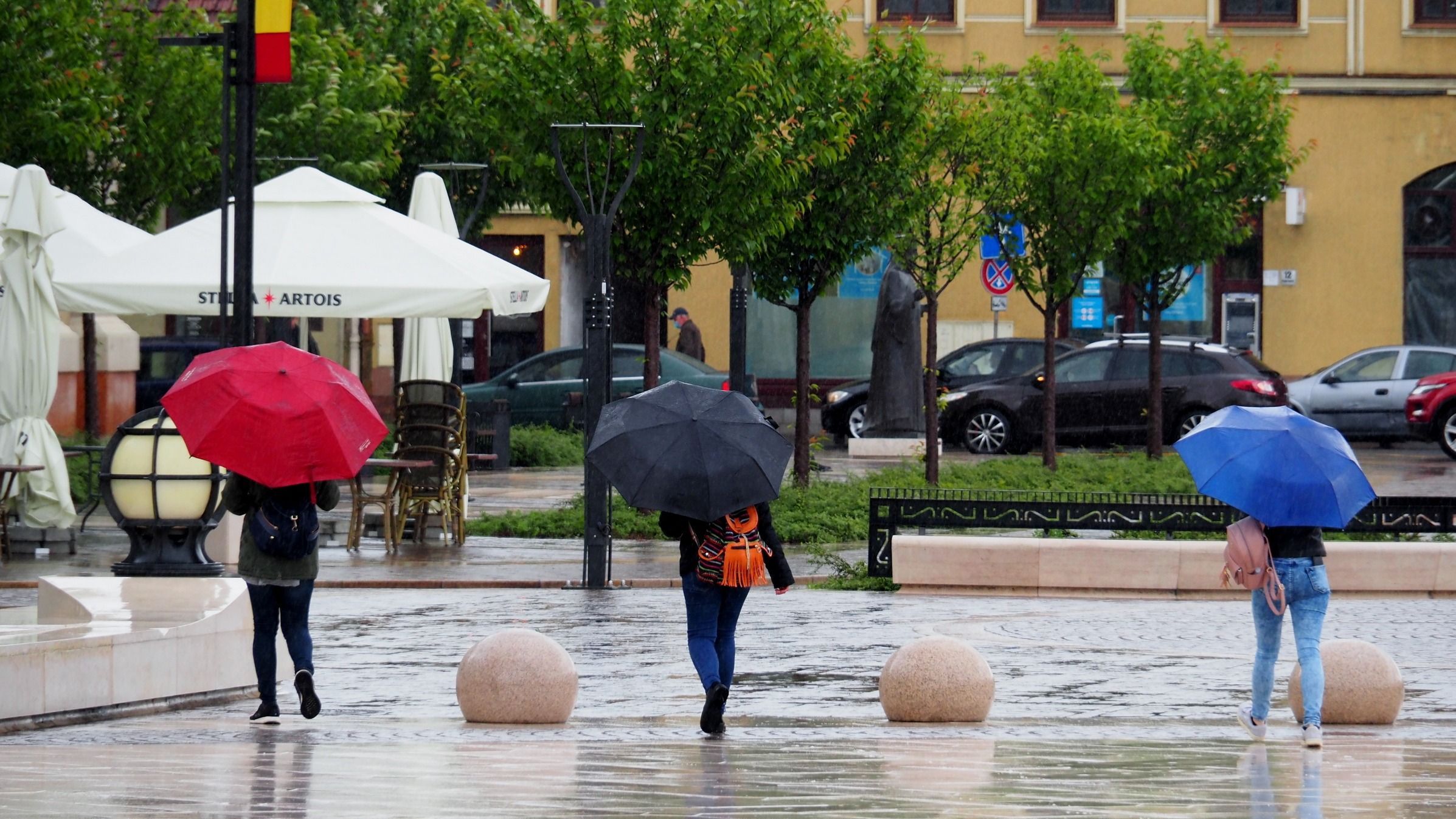 Jelentős hőmérséklet-ingadozásokra és bőséges csapadékra lehet számítani a következő két hétben a régiók többségében