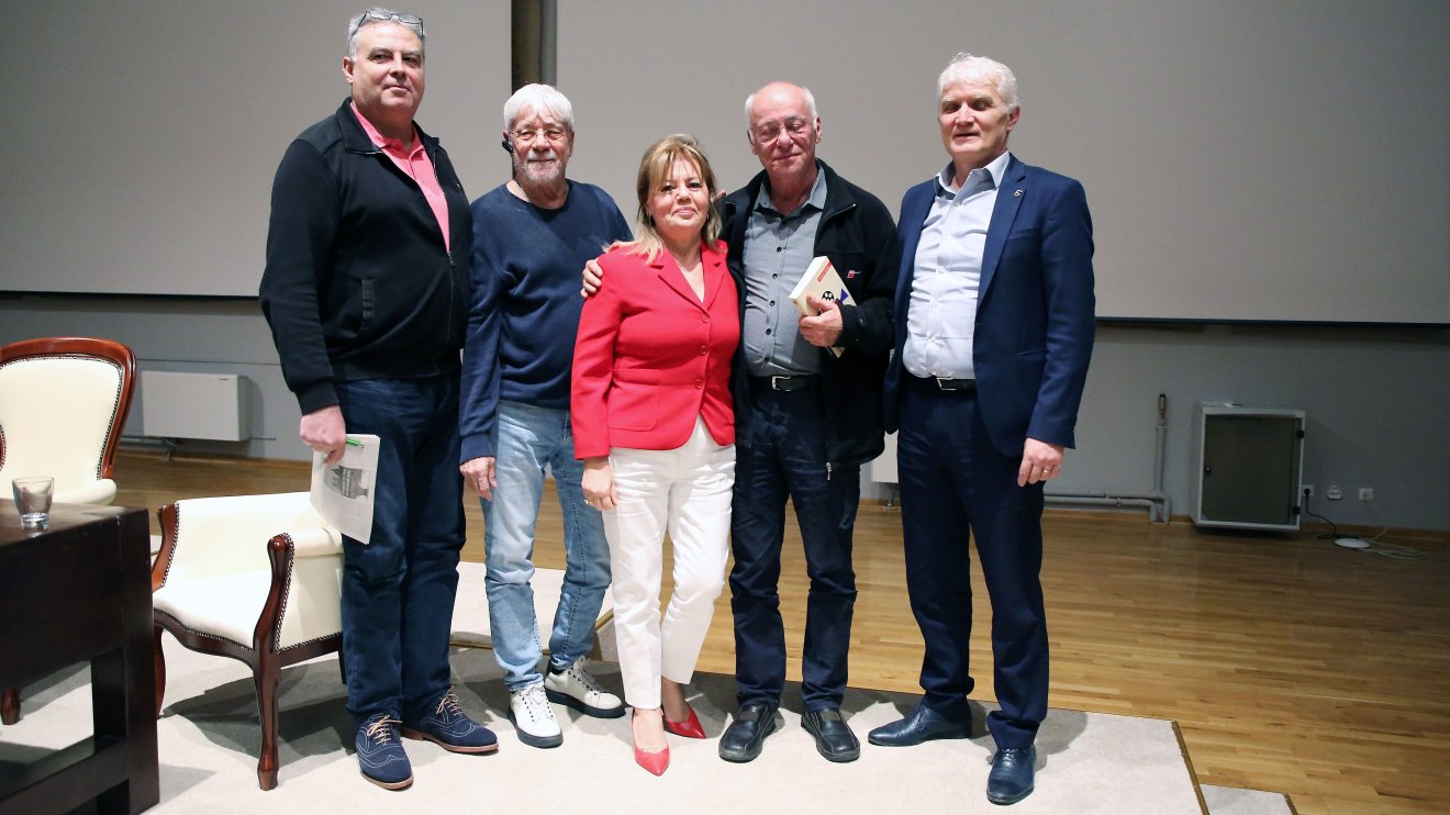 Párizsi élményeiről mesélt a volt UNESCO-nagykövet