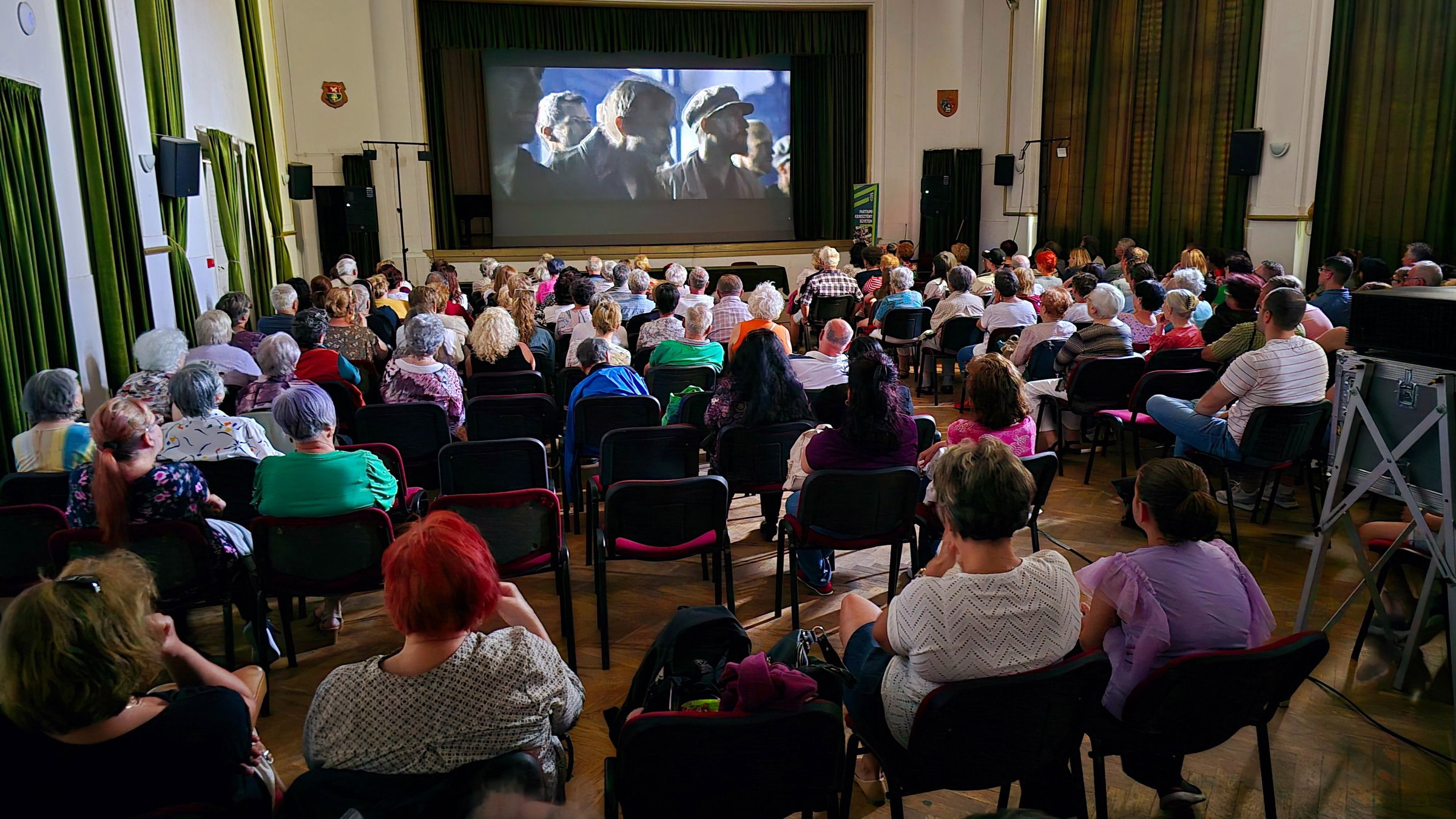 Közönségtalálkozó Rákay Philippel Nagyváradon a Most vagy soha! vetítésén