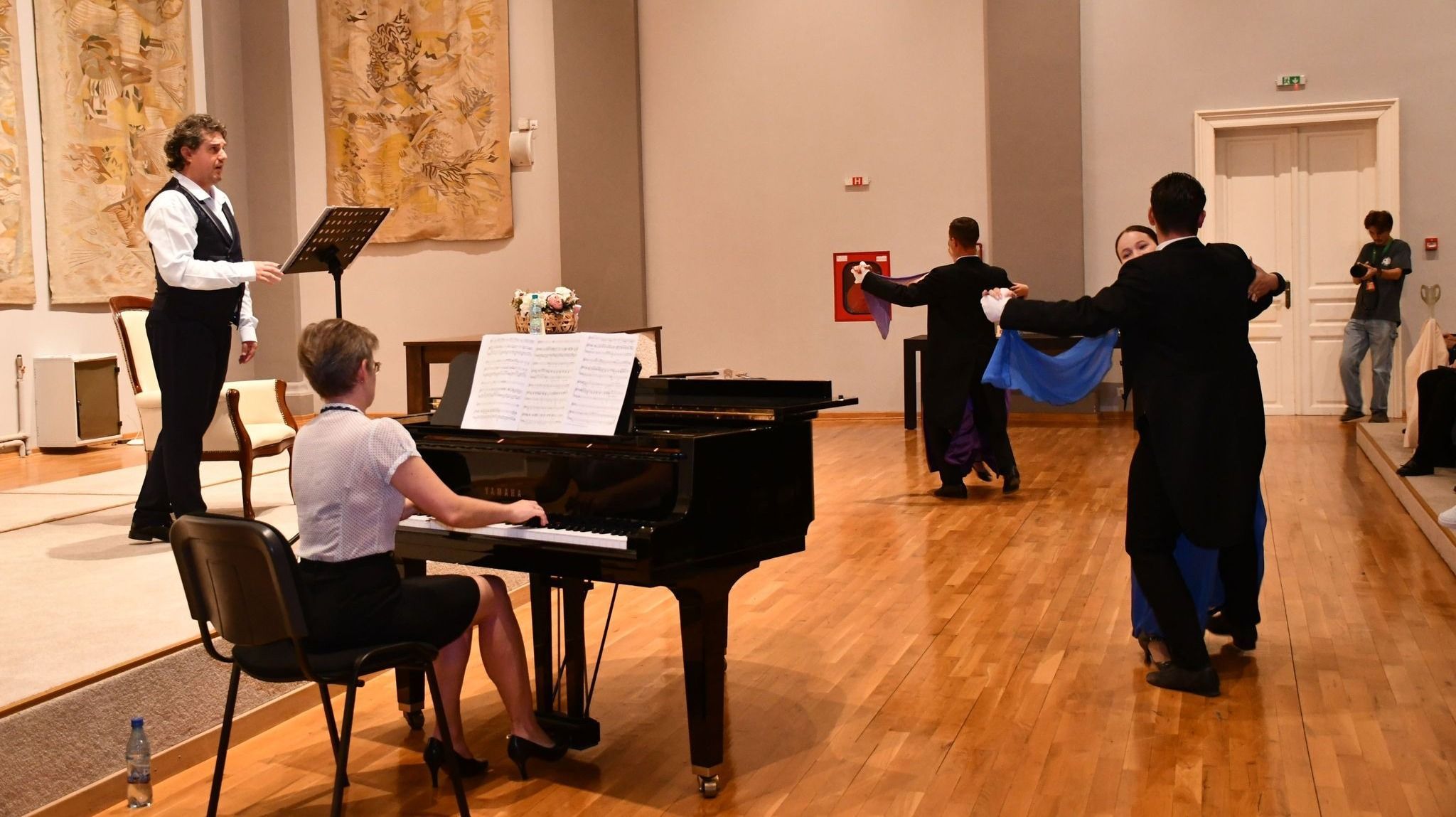 Énekestet szerveztek a múzeumban