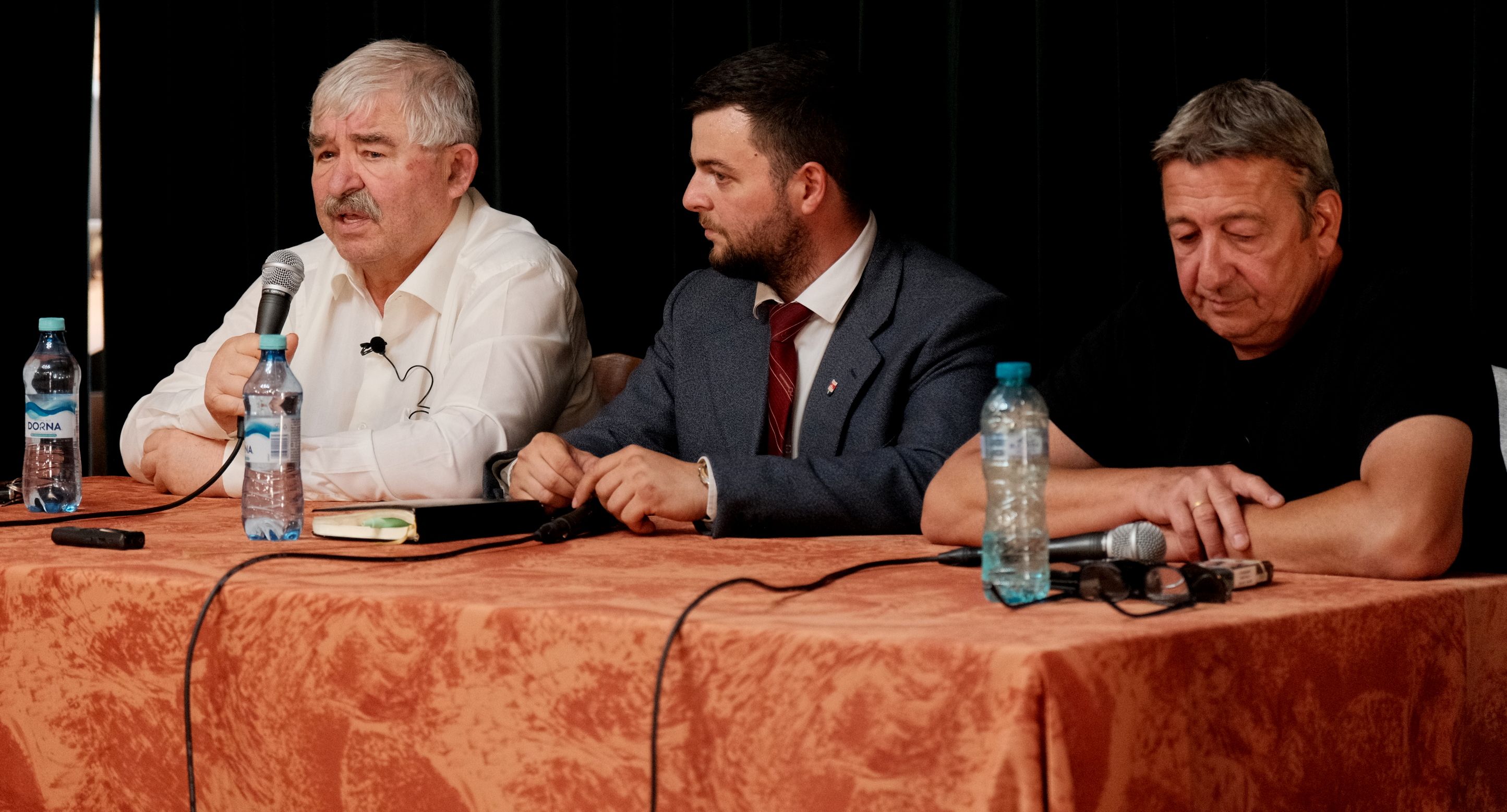 Bayer Zsolt és Boros Imre a Háttérképpel járt Váradon