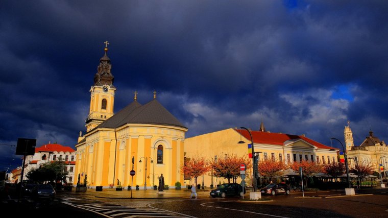 Viharokra és felhőszakadásra lehet számítani csütörtök reggelig az ország csaknem felében