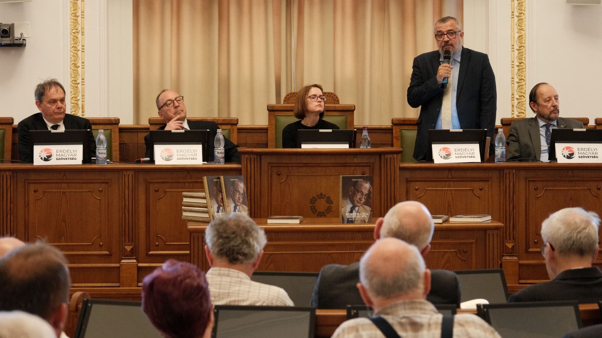 Németh Géza életéről szóló kötetet mutattak be