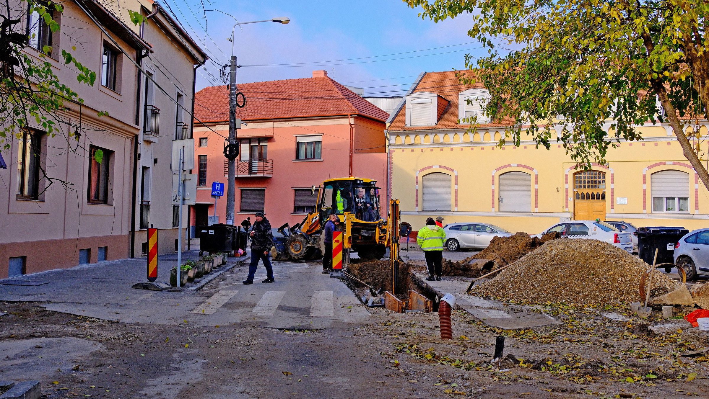 Hálózatcsere tizenkét váradi utcában