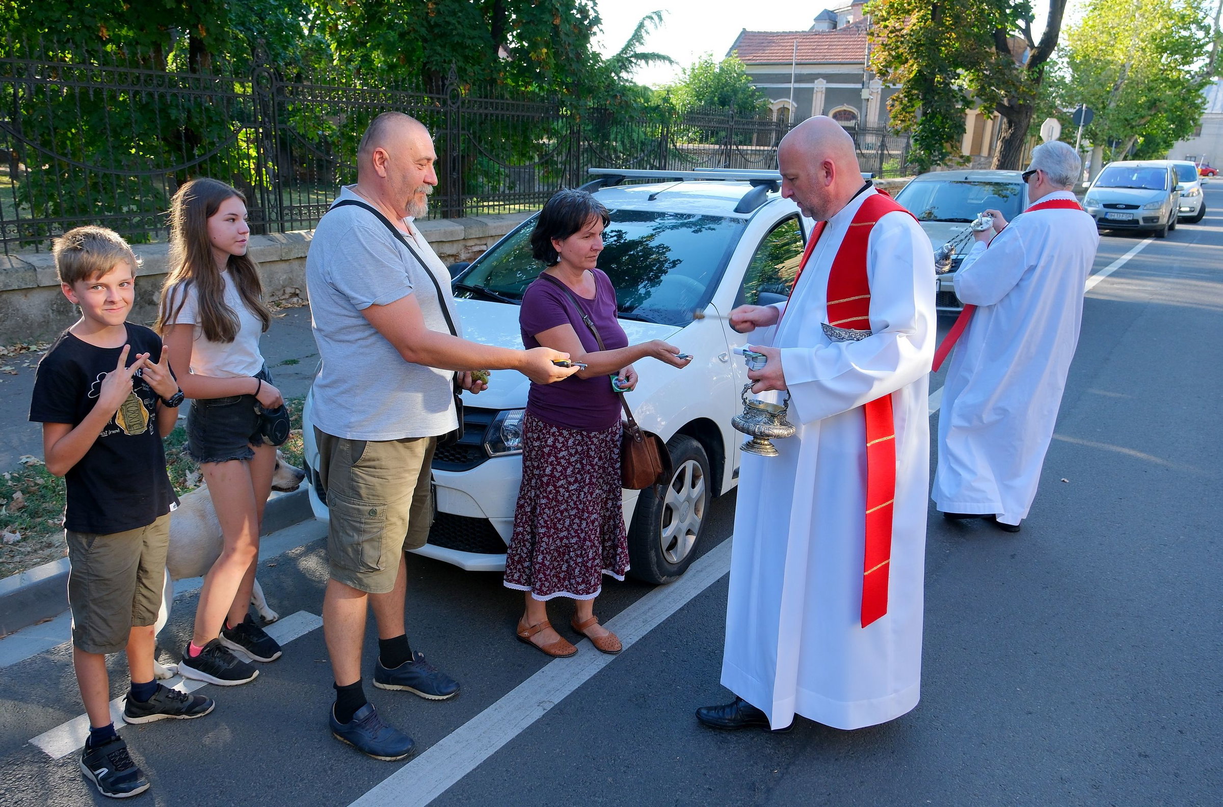 Megáldották a járműveket a Kanonok soron