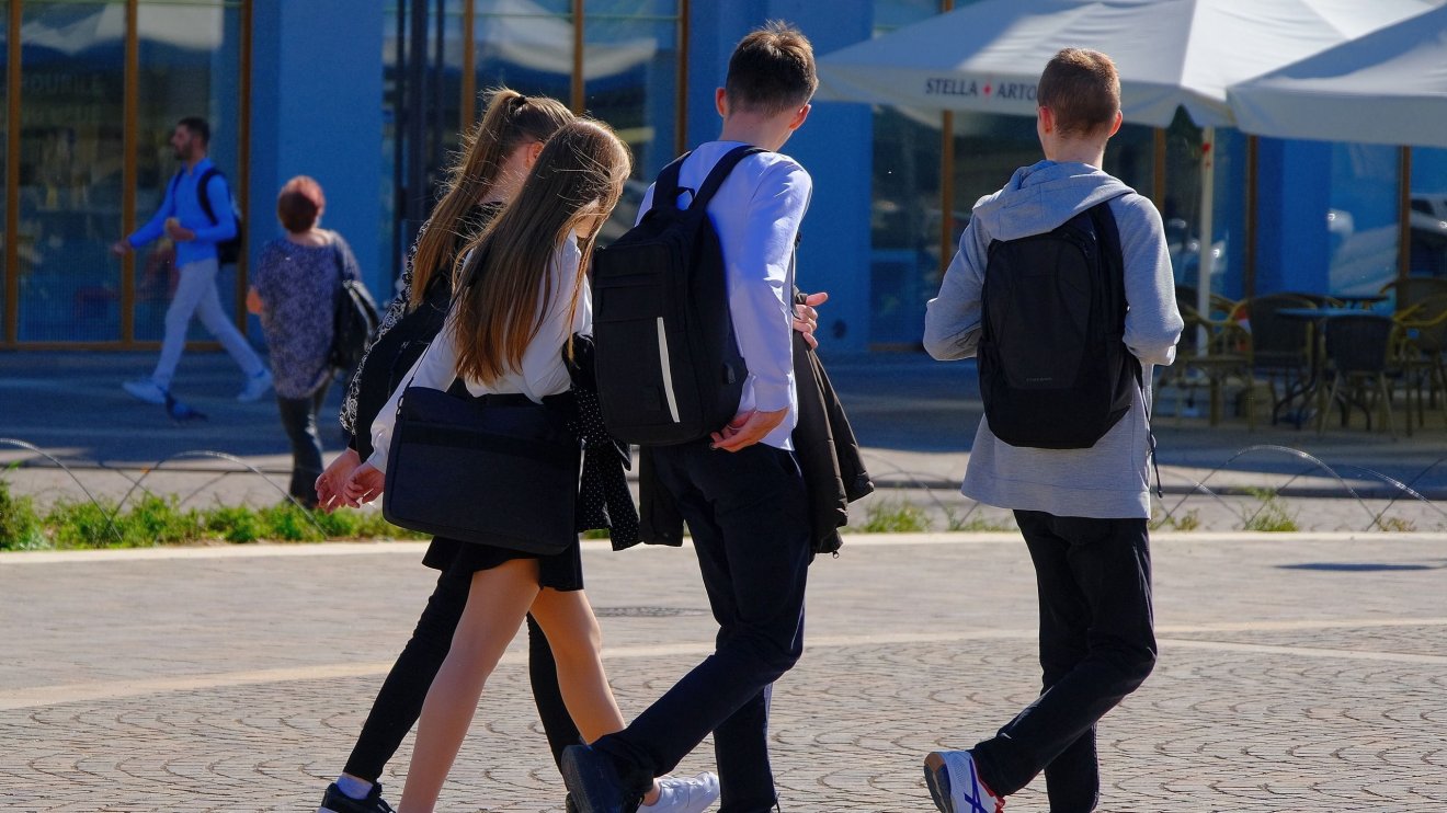 Közel háromezer diáknak osztottak középiskolai helyet