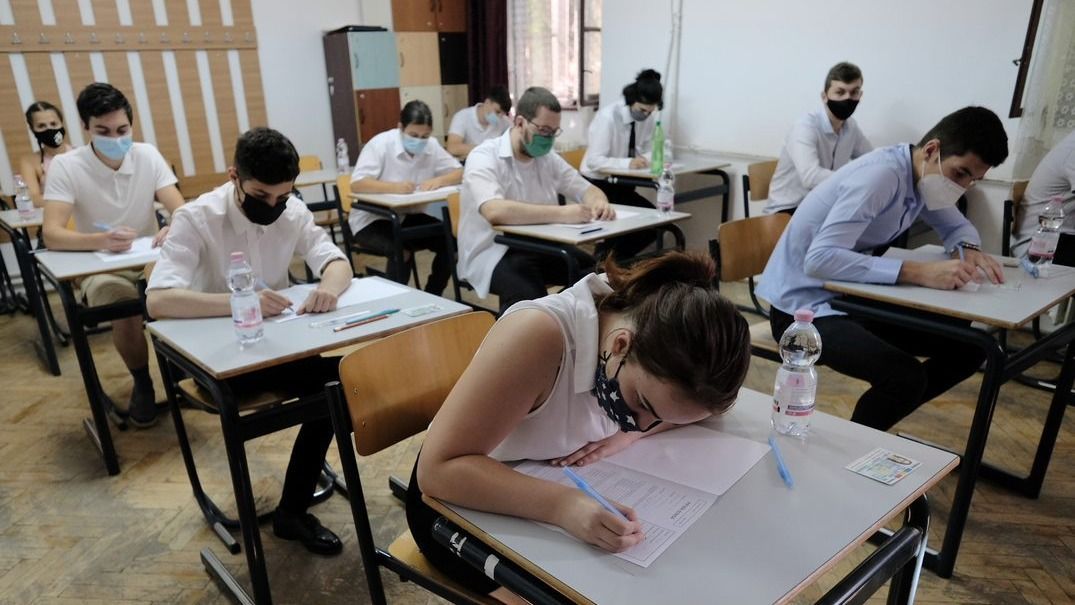 Jóváhagyták a következő tanév országos vizsgáinak időpontjait, több újdonság is van