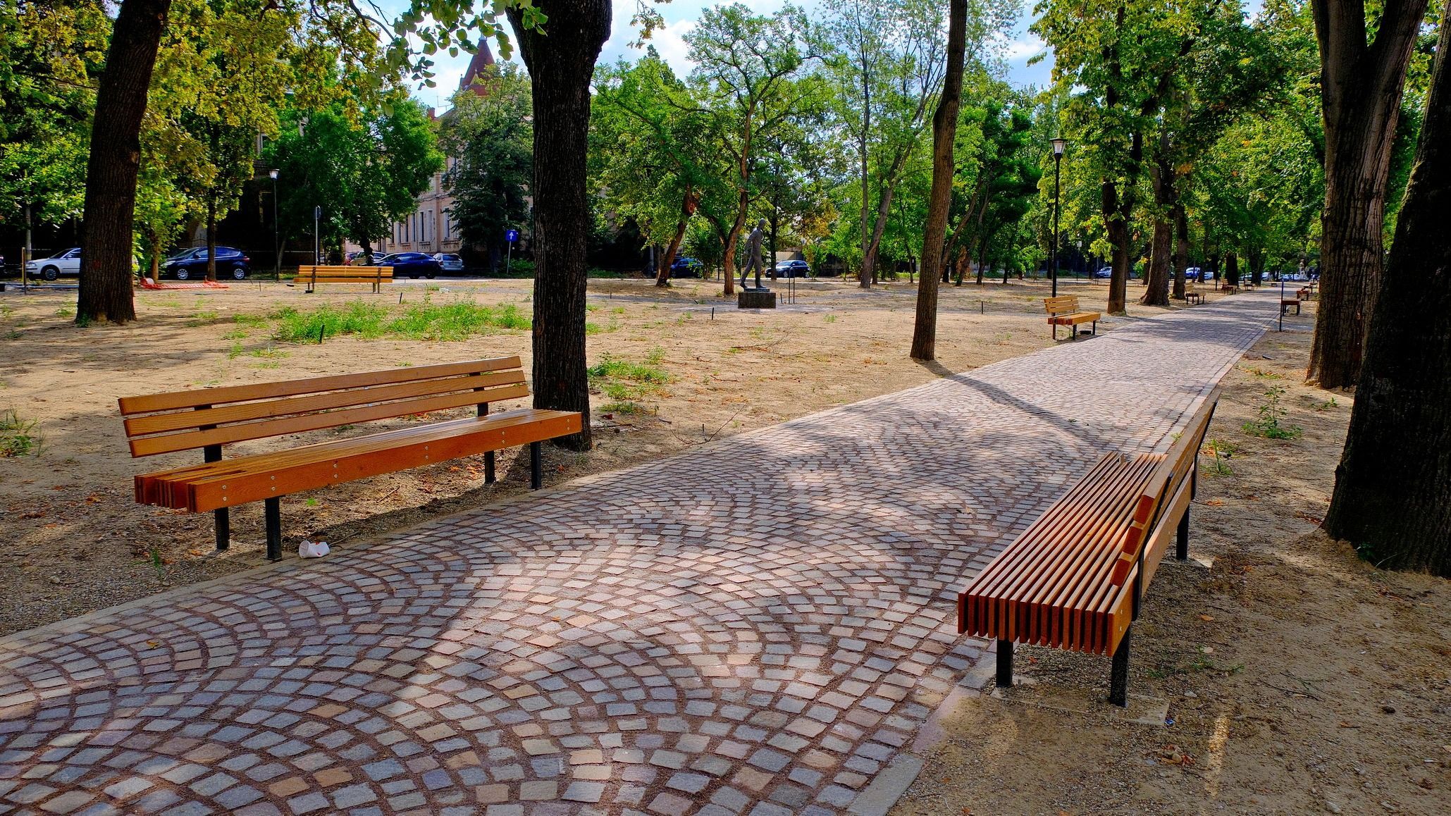 Csúszik a Petőfi park átadása