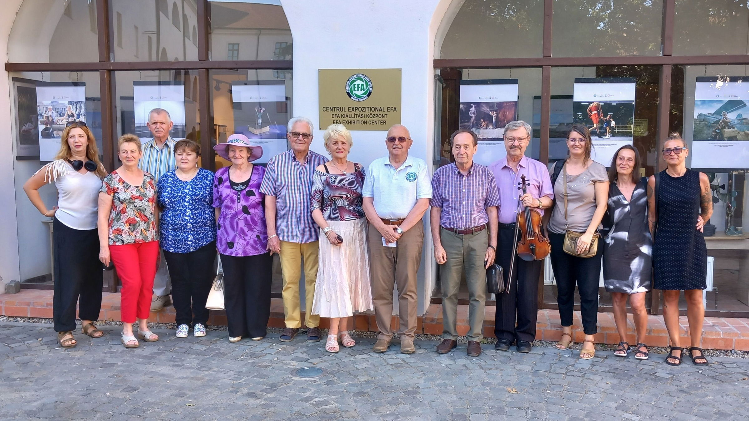 Kazah fotóművészek alkotásai az EFA Kiállítási Központban