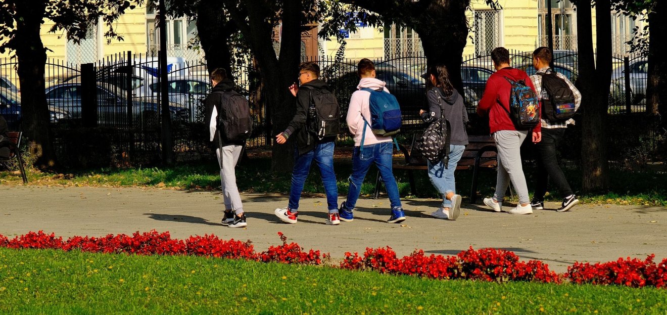 Törvényben tiltják a tanári összeférhetetlenséget