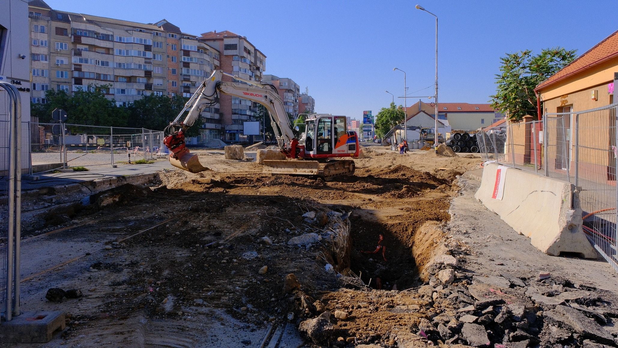 Lassítják az aluljáró-építést a vízhálózatot érintő munkálatok