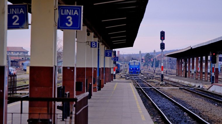 Az elmúlt tíz évben 90 személyt ért áramütés az ország vasúti pályáin