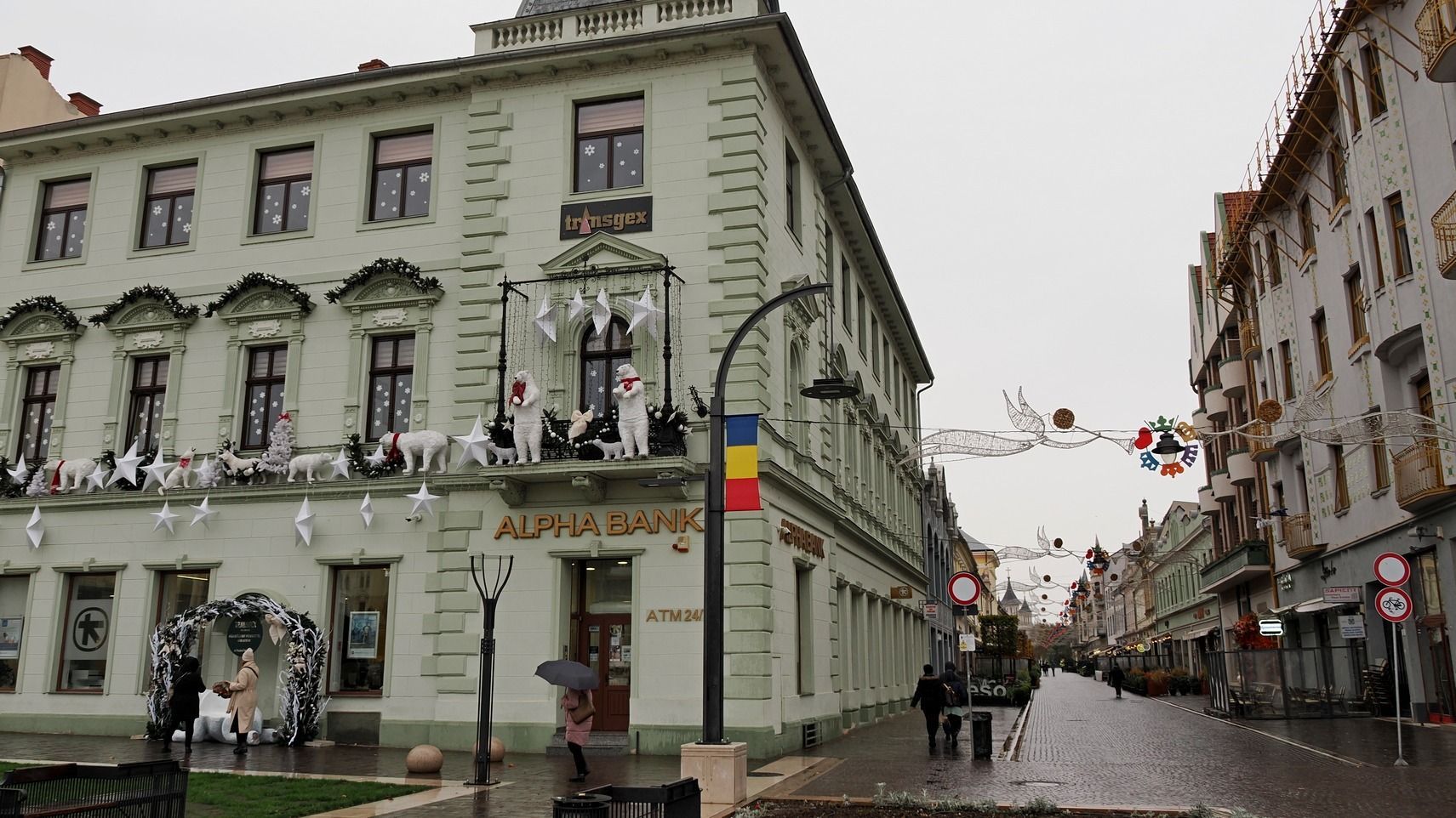 Tíz váradi épület kap ünnepi díszítést