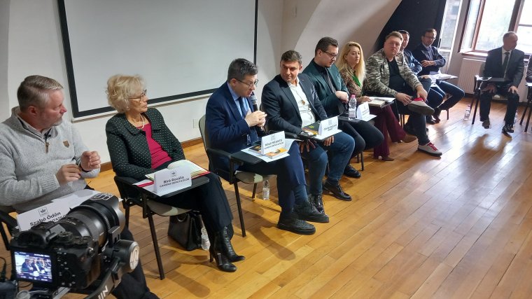 Vitafórumot szervezett a jelölteknek a Bihar Megyei Vállalkozók Szövetsége