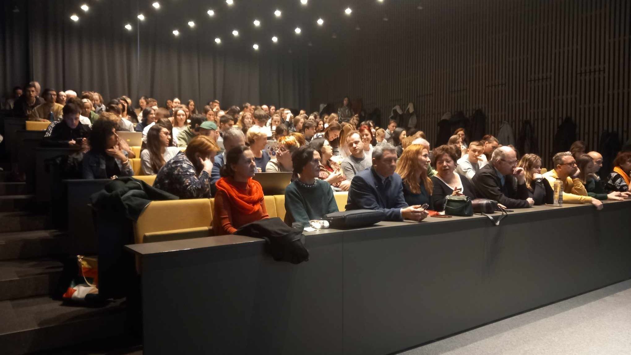 A szakmai gyakorlatot fejlesztő projekt indult a nagyváradi PKE-n