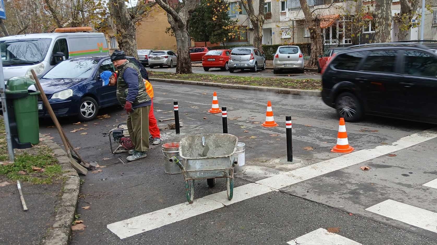 Cölöpökkel tették biztonságosabbá az átkelést