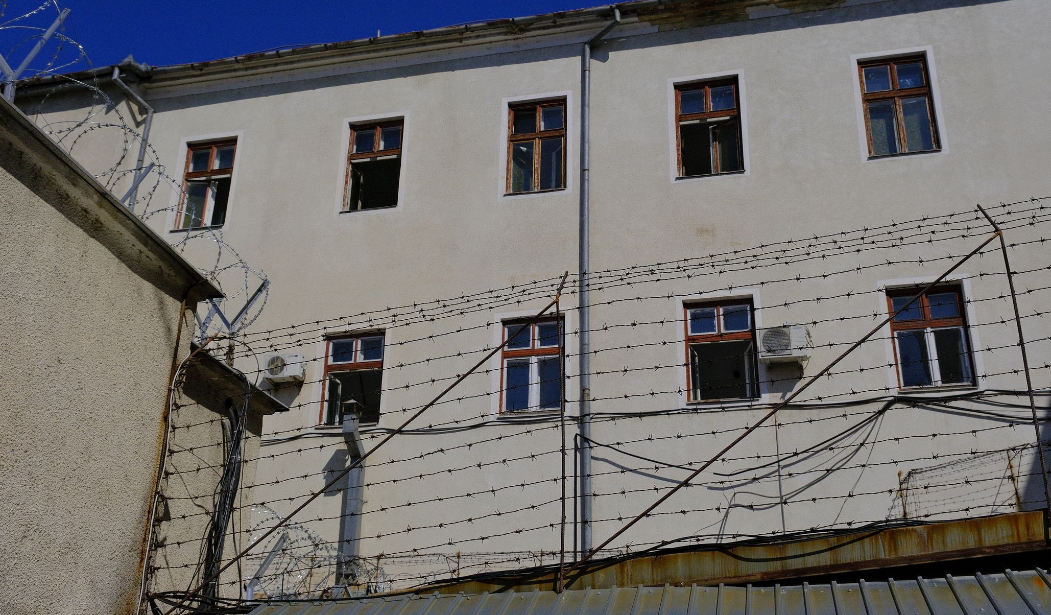 Több személyt is bebörtönöztek a Bihar megyei rendőrök